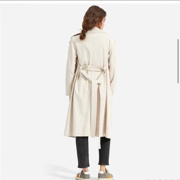 Everlane The Drape Trench Coat Jacket Sandstone Lightweight NWT - Picture 5 of 16
